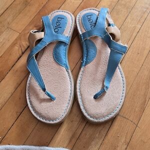 Bolo Blue And Tan Sandals In A Womens Size 7 Nwob
